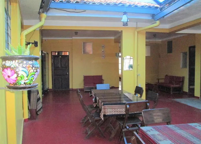 Guest house Balcon Cusqueno 3*